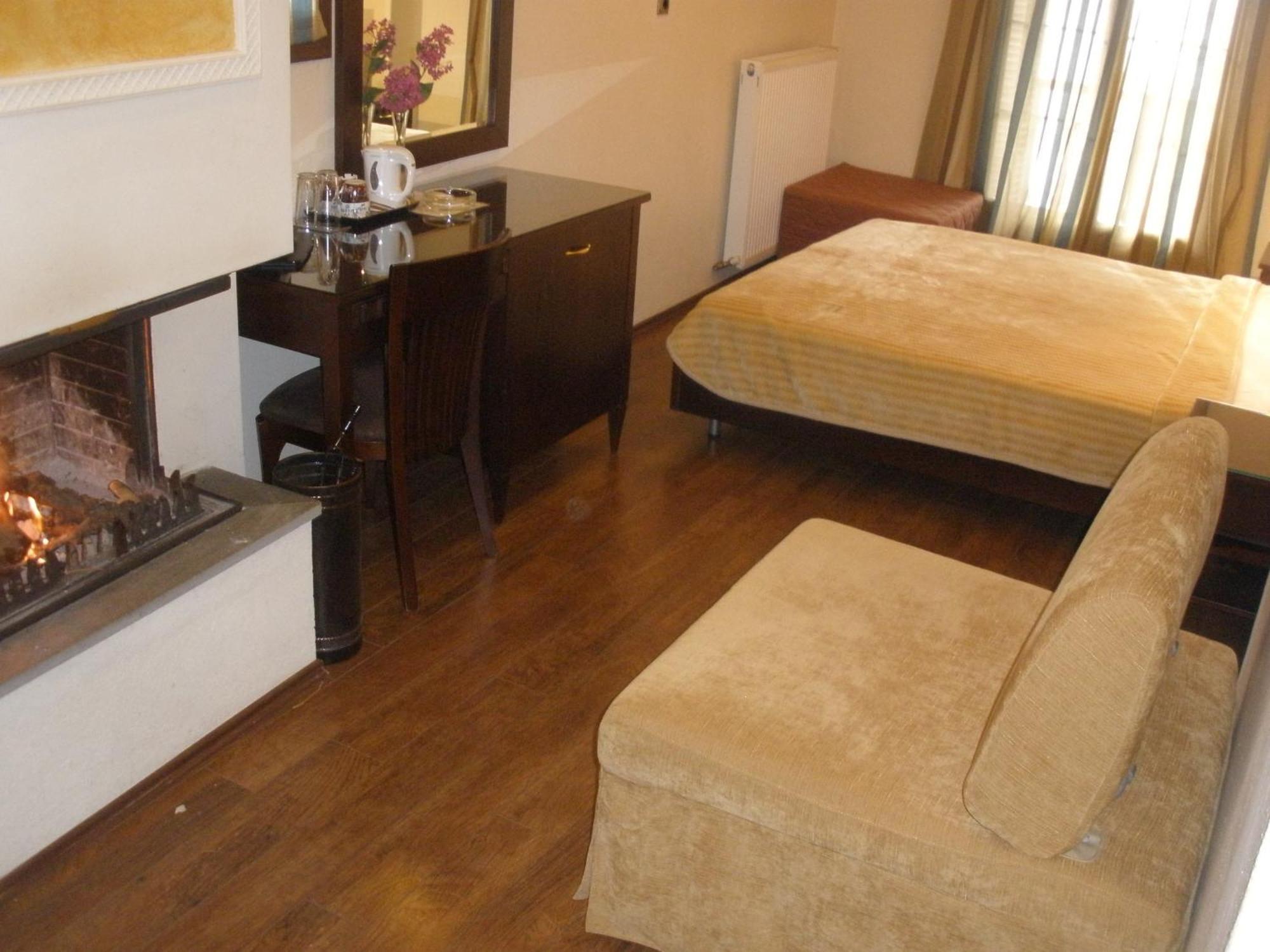 Pelias Hotel 포르테리아 외부 사진