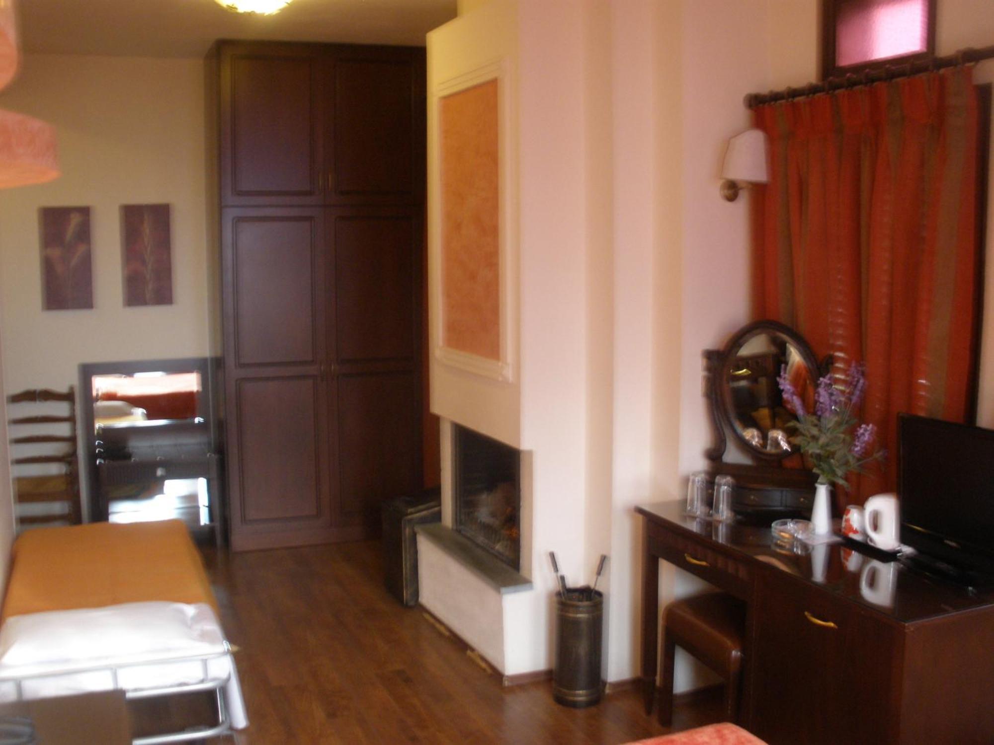 Pelias Hotel 포르테리아 외부 사진